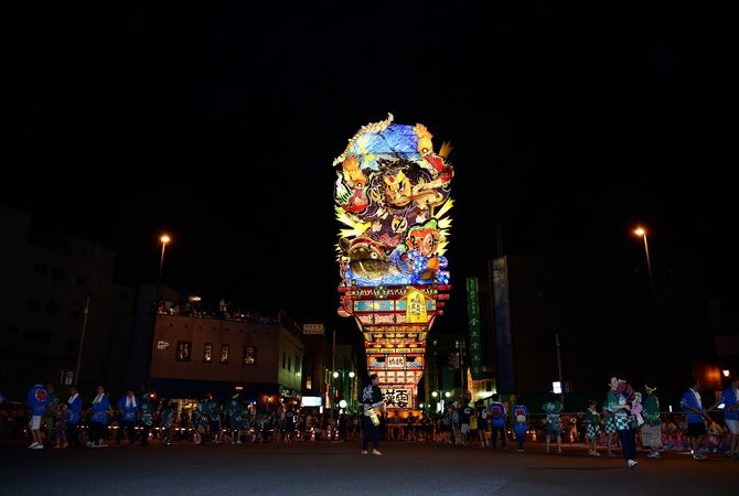 五所川原立佞武多节