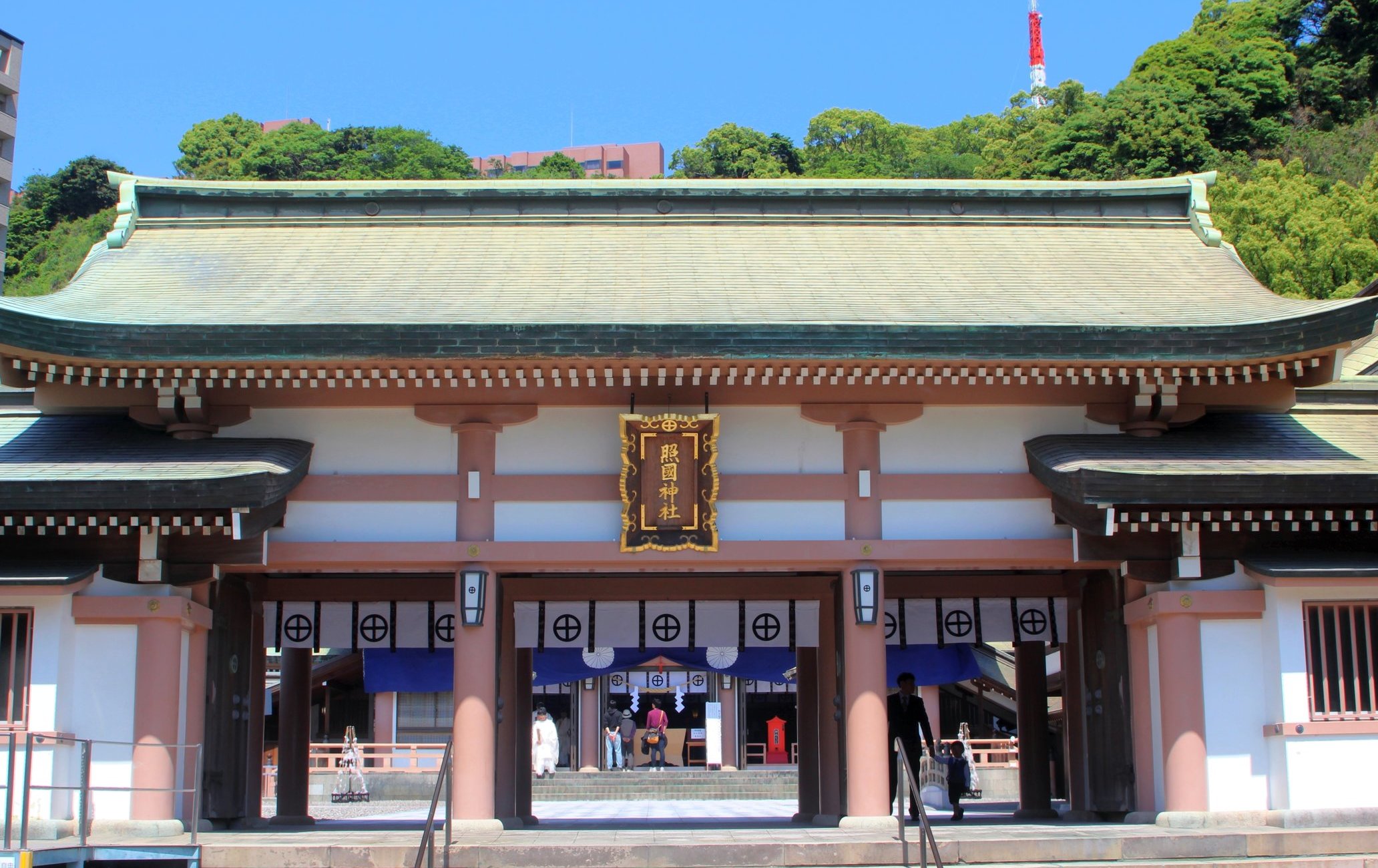照国神社
