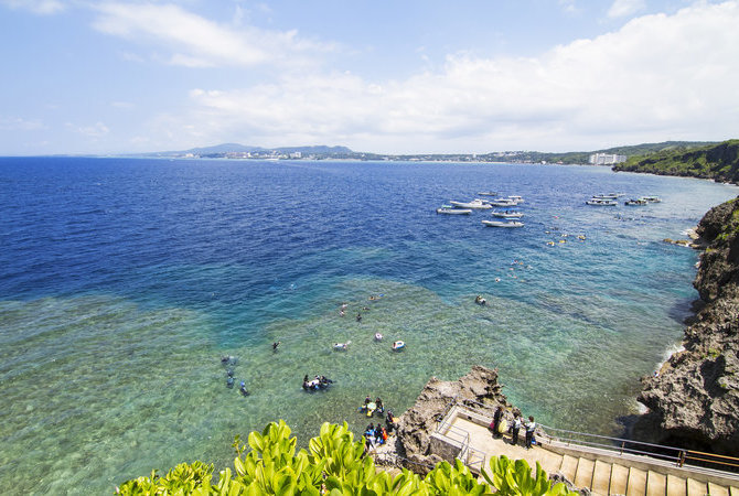 青之洞窟及周边