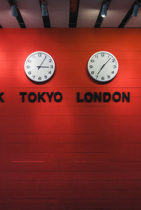 营业时间与节假日