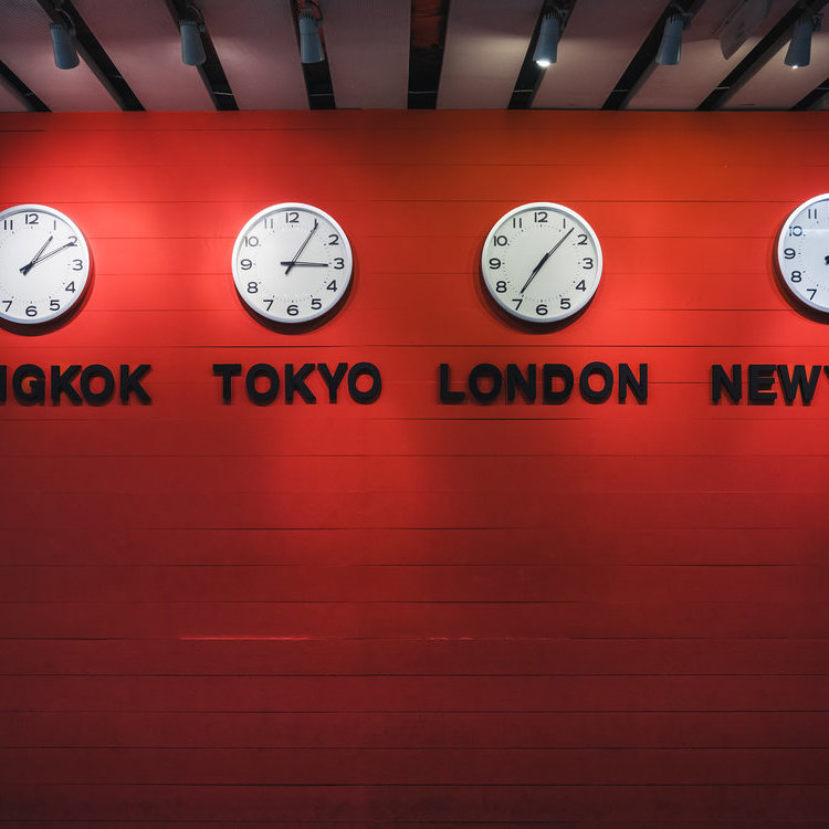 营业时间与节假日