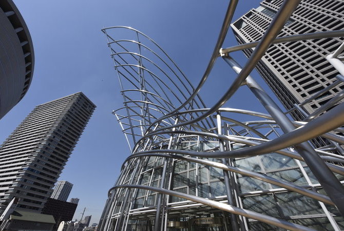 国立国际美术馆