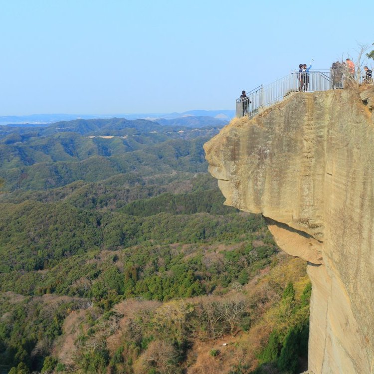 探索千叶的主题乐园和牧场