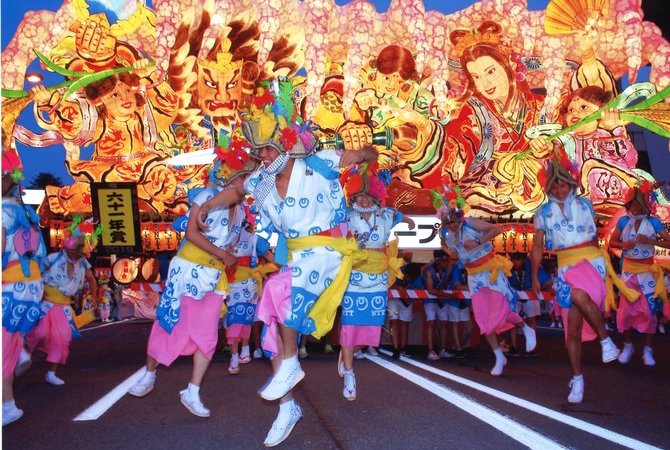 日本夏日祭：活力四射的文化历史盛典　　　　　　　　　　　　　　　　　　　　踏上日本传统的祭典之旅，领略祭典的新魅力