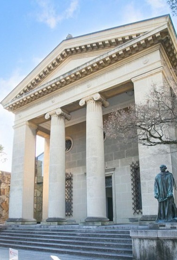 游览仓敷美观的历史街区，探索西方的艺术瑰宝　　　　　　　　　　　　　　　走进日本第一家专注西洋艺术的私立博物馆　　　　　