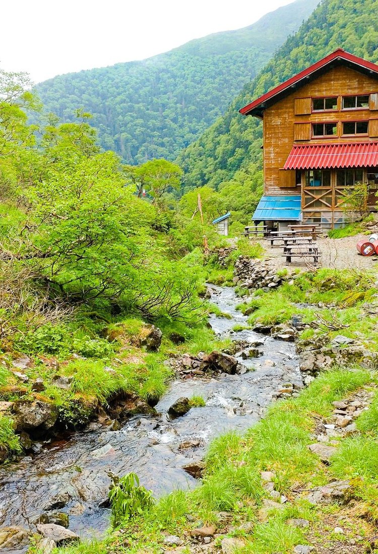 解锁山中小屋的野趣生活：关于日本山中小屋，你所需了解的一切尽在此文